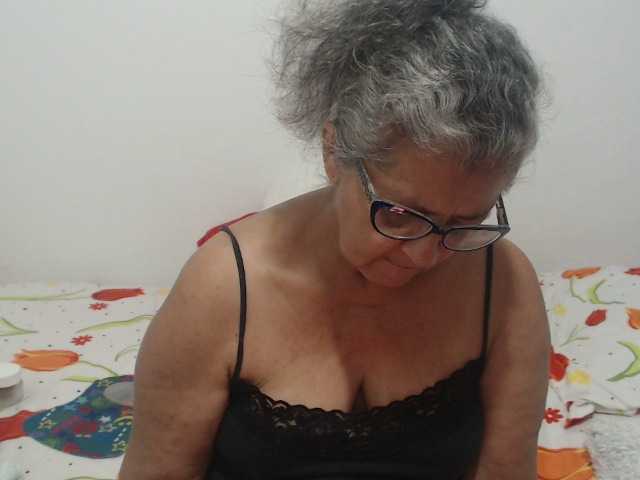Live sex webcam photo for candy-mature #274504292