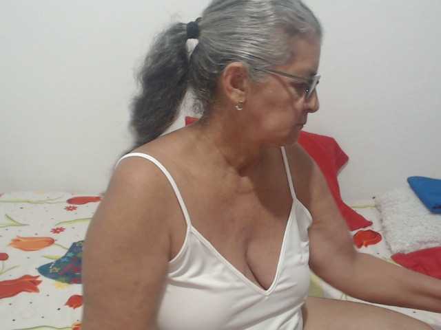 Live sex webcam photo for candy-mature #274527127