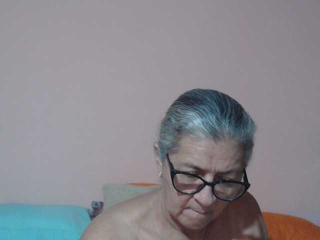 Live sex webcam photo for candy-mature #277700742