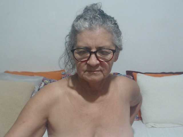 Live sex webcam photo for candy-mature #277909990