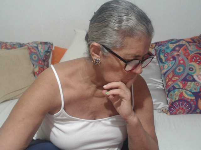 Live sex webcam photo for candy-mature #277948958