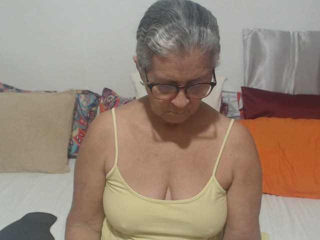 Live sex webcam photo for candy-mature #277961634