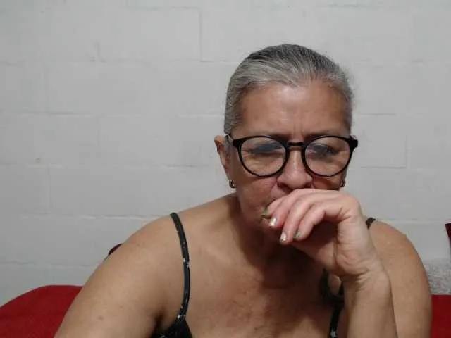 Live sex webcam photo for candy-mature #292098549