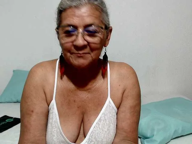 Live sex webcam photo for candy-mature #294066989
