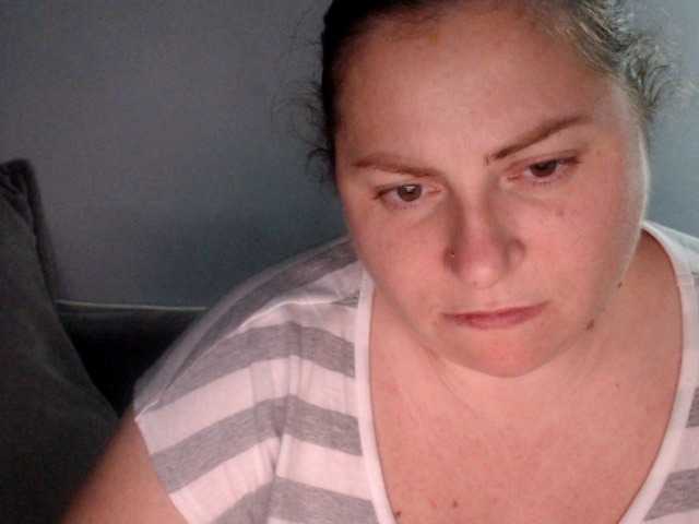 Live sex webcam photo for candycream74 #271878623