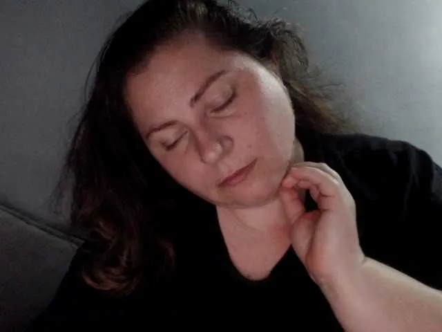 Live sex webcam photo for candycream74 #272140352