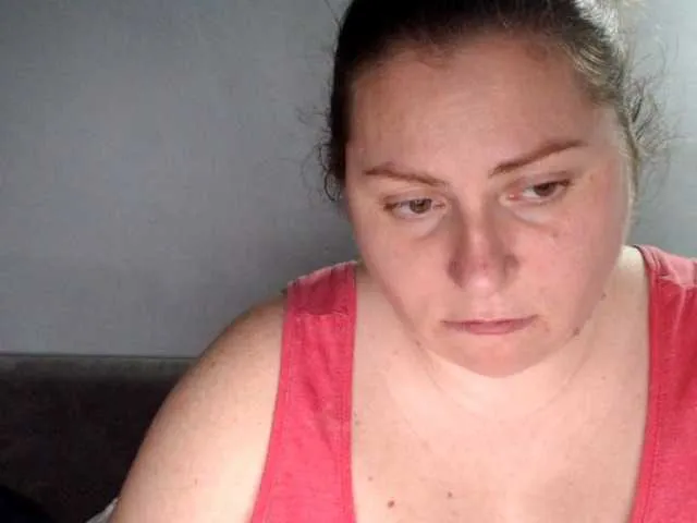 Live sex webcam photo for candycream74 #272230346