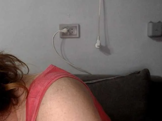 Live sex webcam photo for candycream74 #272813716