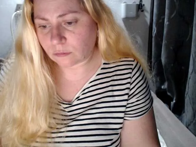 Live sex webcam photo for candycream74 #290232082