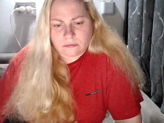 Live sex webcam photo for candycream74 #290328461