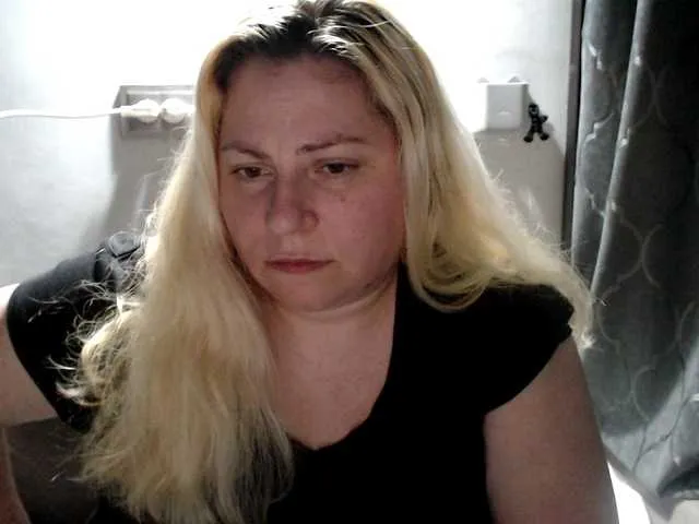 Live sex webcam photo for candycream74 #291046900