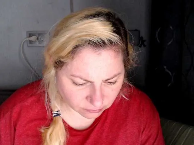 Live sex webcam photo for candycream74 #291125224