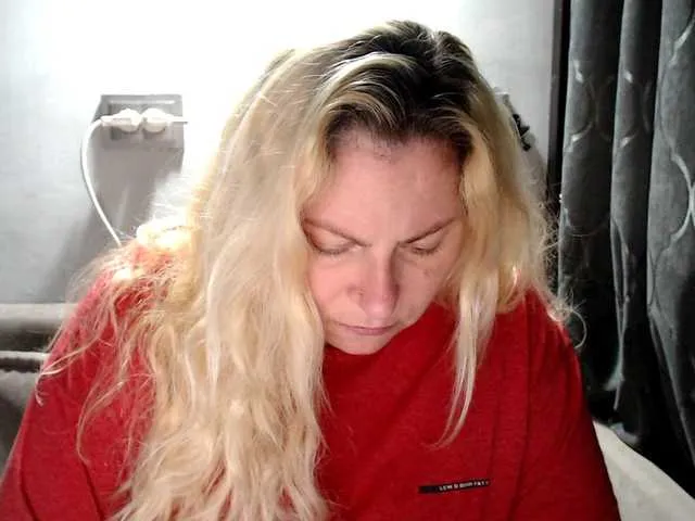 Live sex webcam photo for candycream74 #291126797