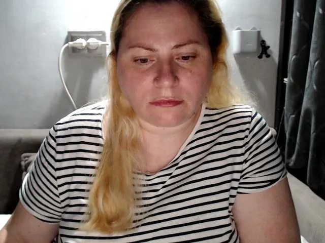 Live sex webcam photo for candycream74 #291170485