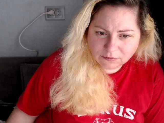 Live sex webcam photo for candycream74 #291352931