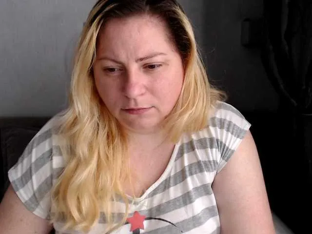 Live sex webcam photo for candycream74 #291446200