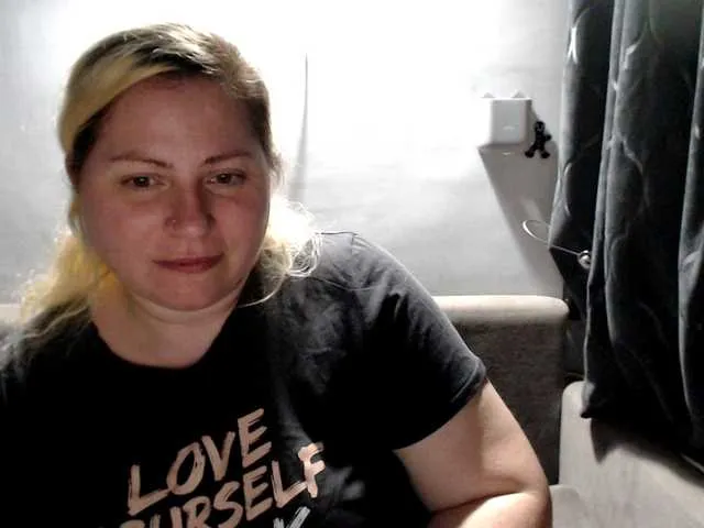 Live sex webcam photo for candycream74 #291498002