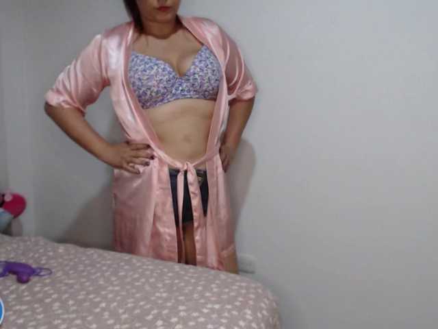 Live sex webcam photo for candycrus #273830365