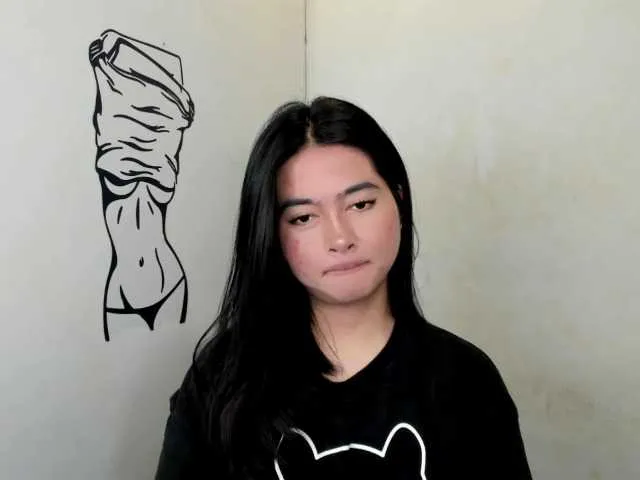 Live sex webcam photo for candymuse #290290452