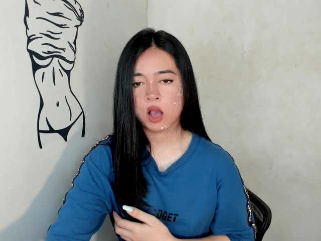 Live sex webcam photo for candymuse #290888215