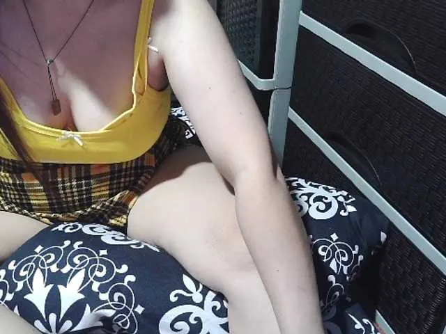 Live sex webcam photo for candyshane #293376467