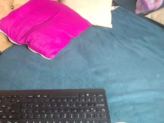 Live sex webcam photo for candysquirrttt #275621561