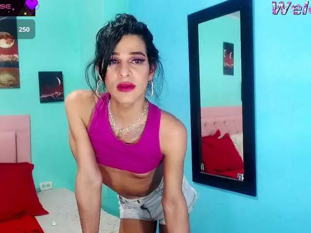 Live sex webcam photo for candyt666 #290351758