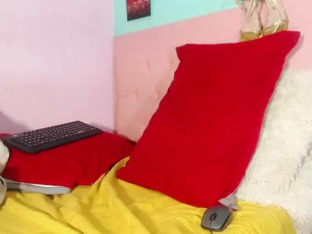 Live sex webcam photo for candyt666 #291028072