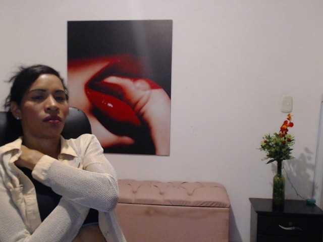 Live sex webcam photo for canela-rose #272629031