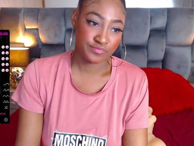 Live sex webcam photo for canelajackson #272365349