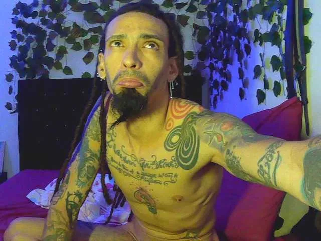 Live sex webcam photo for caribbeanlov4 #292113846