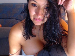 Live sex webcam photo for Carlaloves #122000987