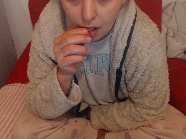 Live sex webcam photo for carlastar00 #271728228