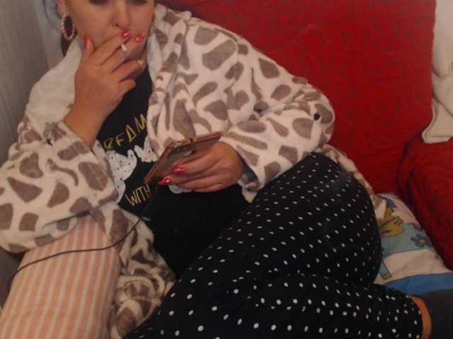 Live sex webcam photo for carlastar00 #271866715