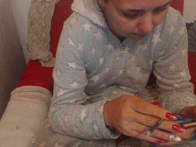 Live sex webcam photo for carlastar00 #272039885