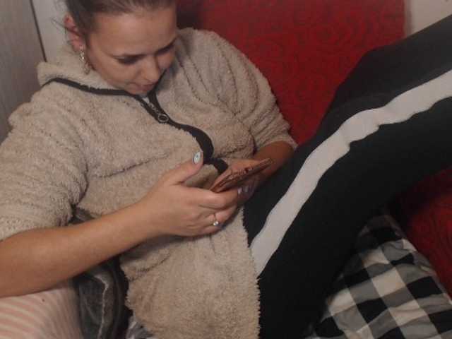 Live sex webcam photo for carlastar00 #272502505