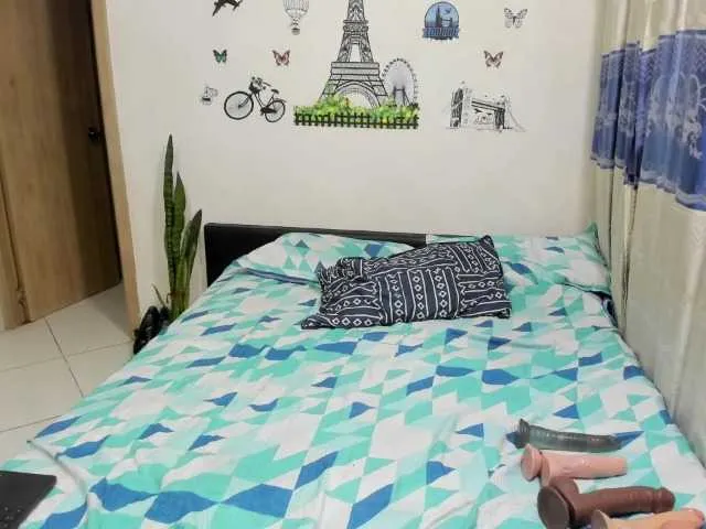 Live sex webcam photo for carlos-diana #292146419