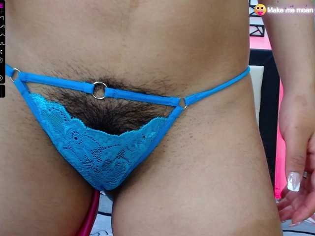 Live sex webcam photo for carol-amer001 #275522349