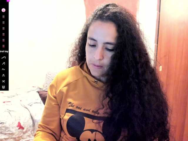 Live sex webcam photo for caroldiaz #290350369