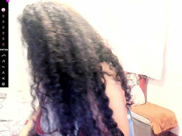 Live sex webcam photo for caroldiaz #290469498