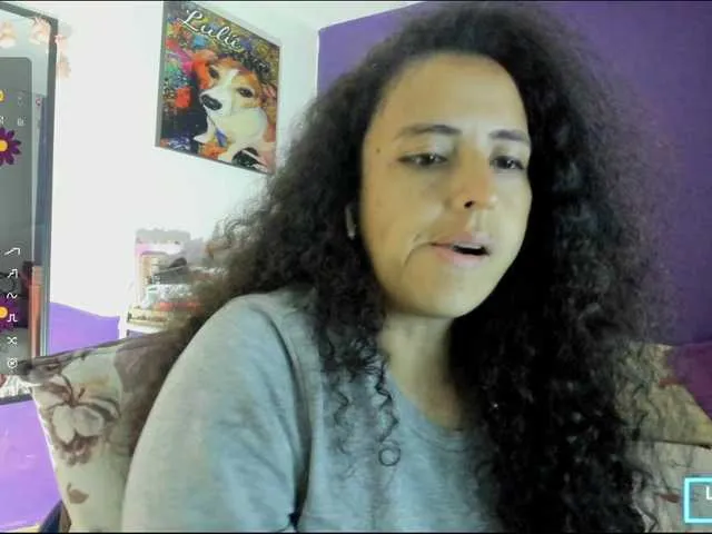 Live sex webcam photo for caroldiaz #290617739