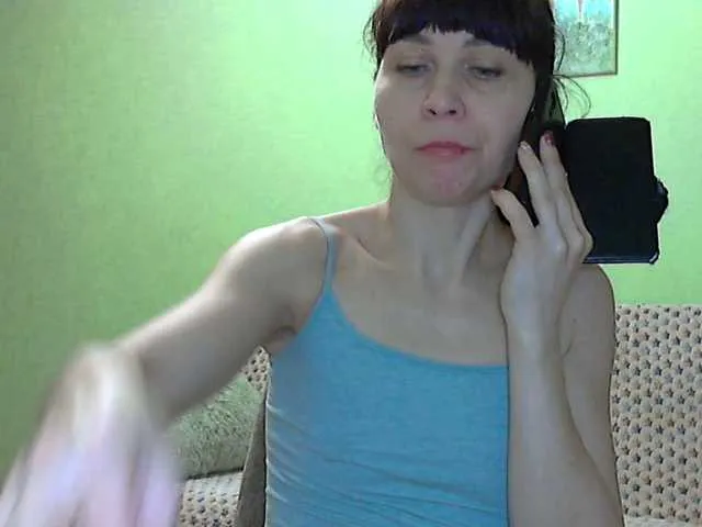 Live sex webcam photo for caroliiine #272375174