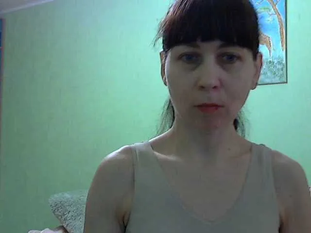 Live sex webcam photo for caroliiine #272385791