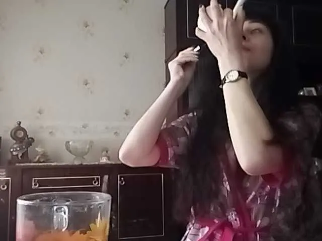 Live sex webcam photo for caroliiine #273309265