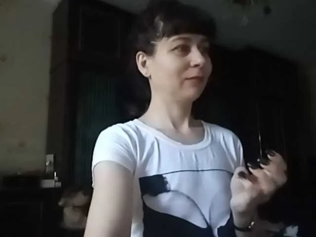 Live sex webcam photo for caroliiine #273345487