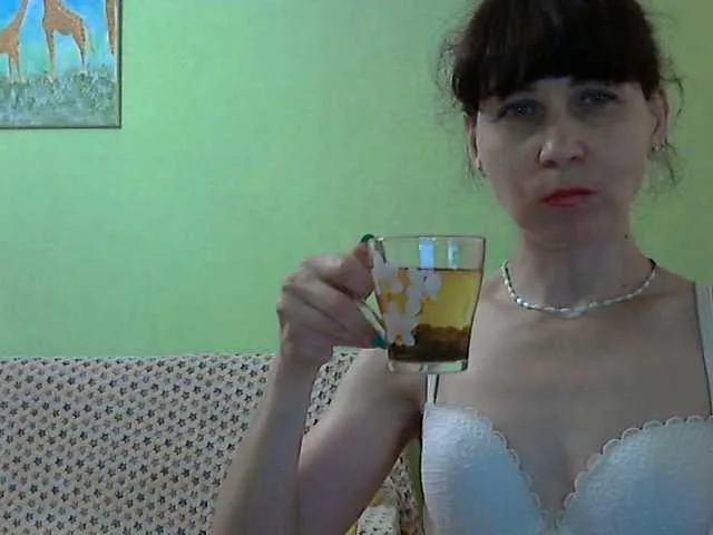 Live sex webcam photo for caroliiine #273687175