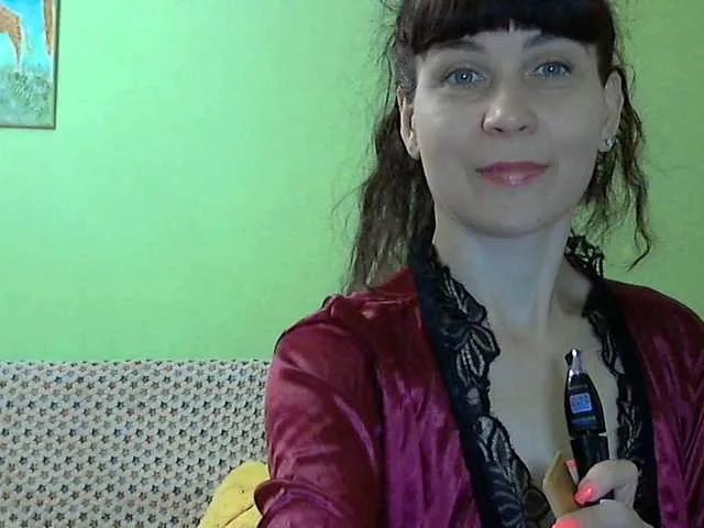 Live sex webcam photo for caroliiine #273976144