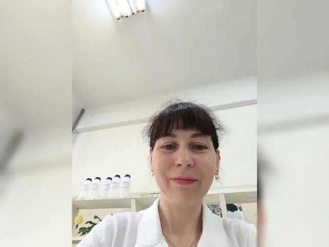 Live sex webcam photo for caroliiine #291410175