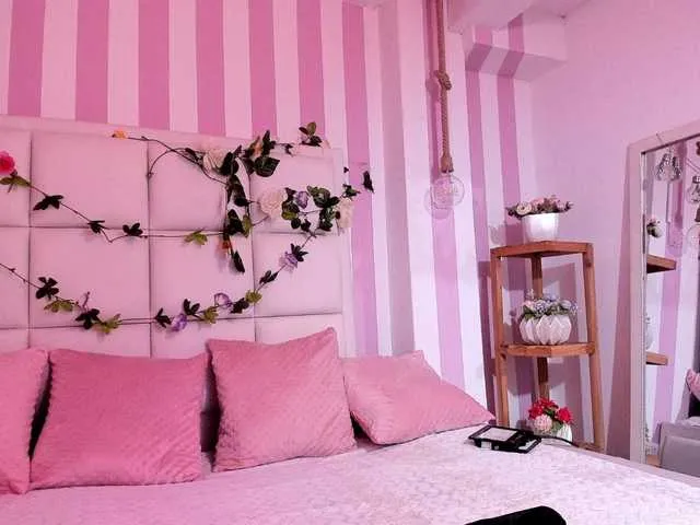 Live sex webcam photo for carolina-hernandez #290999189