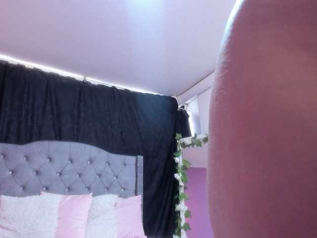 Live sex webcam photo for carolina-hernandez #291294081